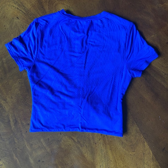 Superdown short sleeve tee Symone twist front crop top XS - Picture 8 of 10